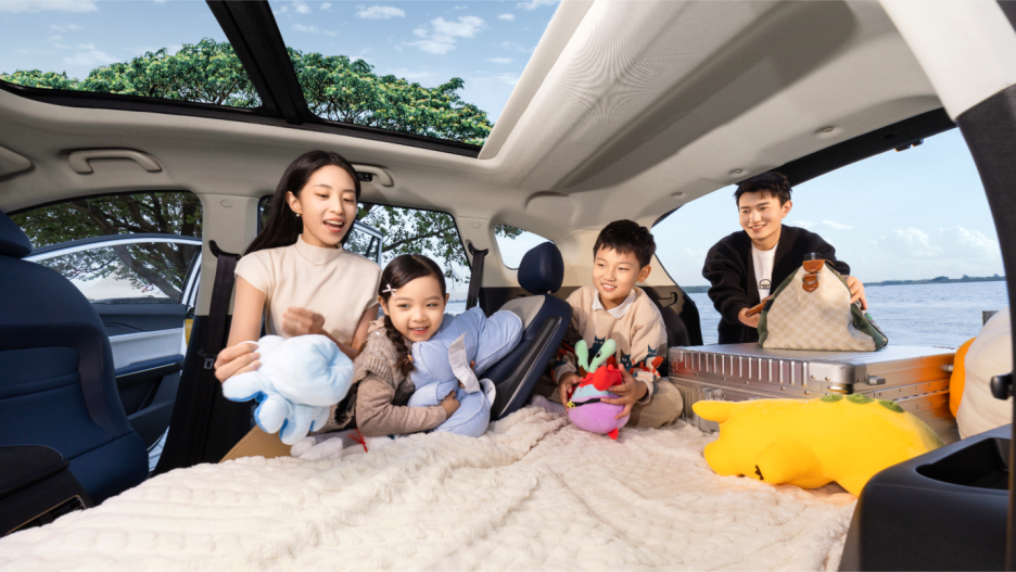 9.98-14.98万元  大七座电混SUV  抖圈X8 E家正式上市1233.png